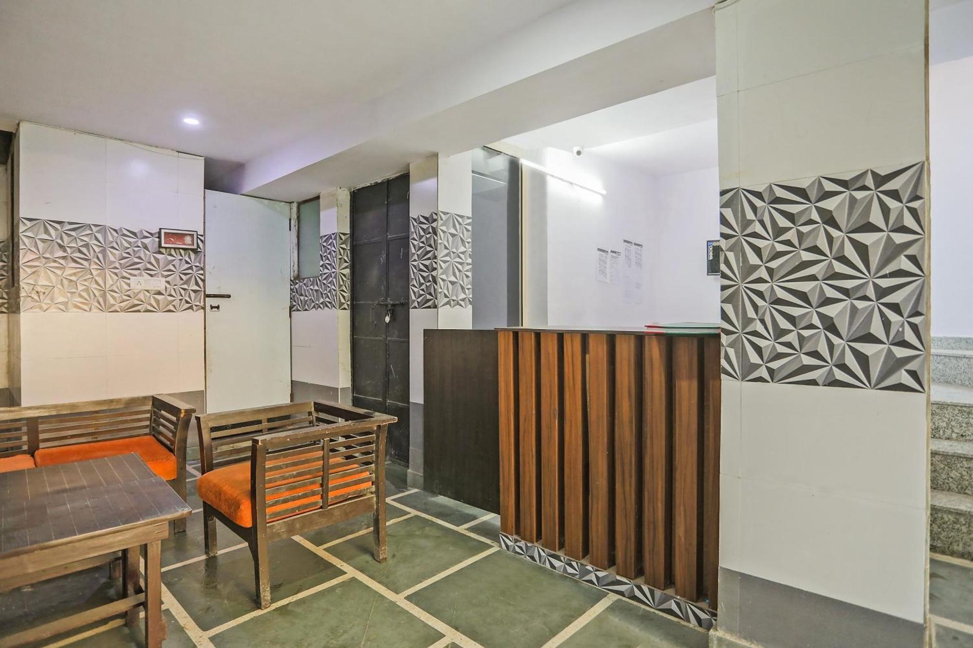 O Du Near Pul Bangash Metro Station Hotel